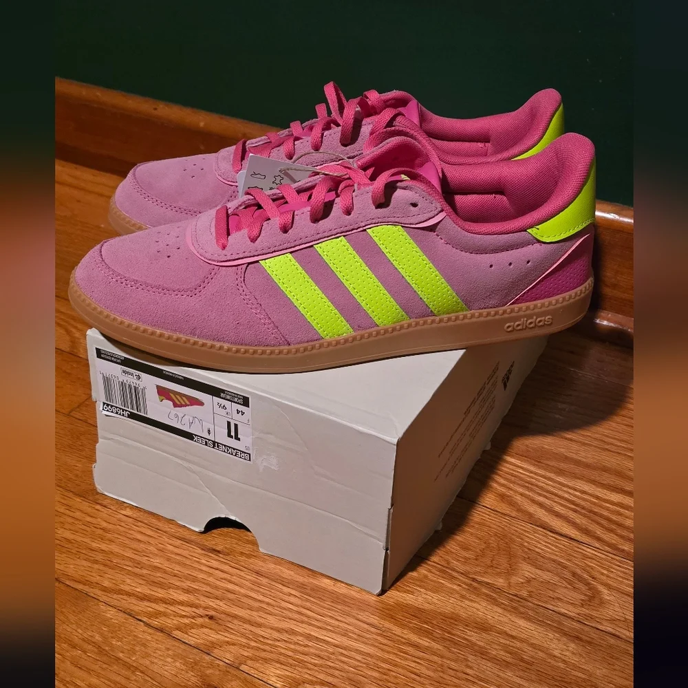 adidas Breaknet Women's Sneakers Size 11 Pink and Neon Green Brand New In Box